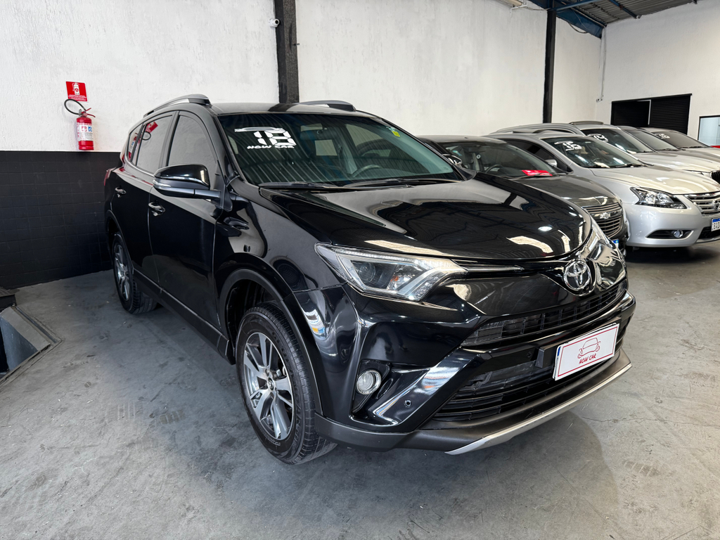 Toyota RAV4 Preto