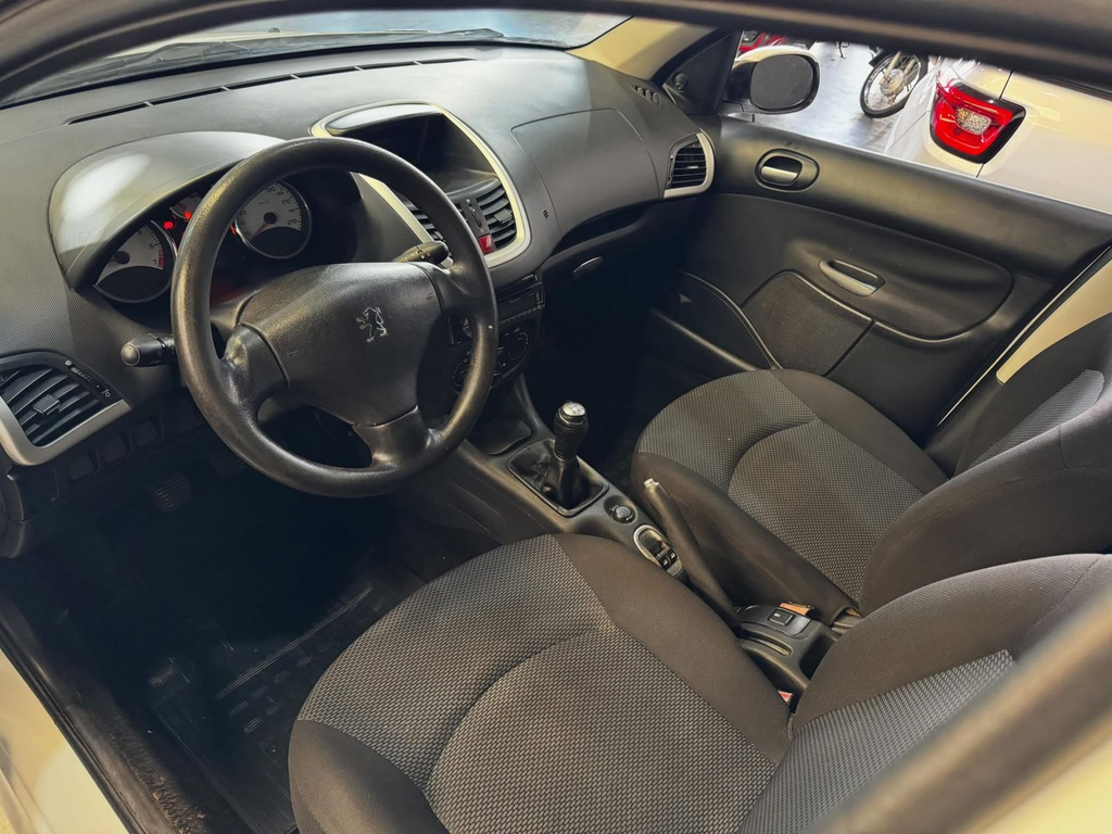 Peugeot 207 Branco