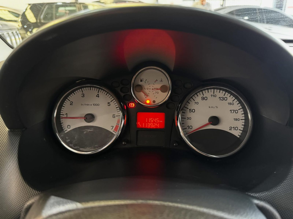 Peugeot 207 Branco