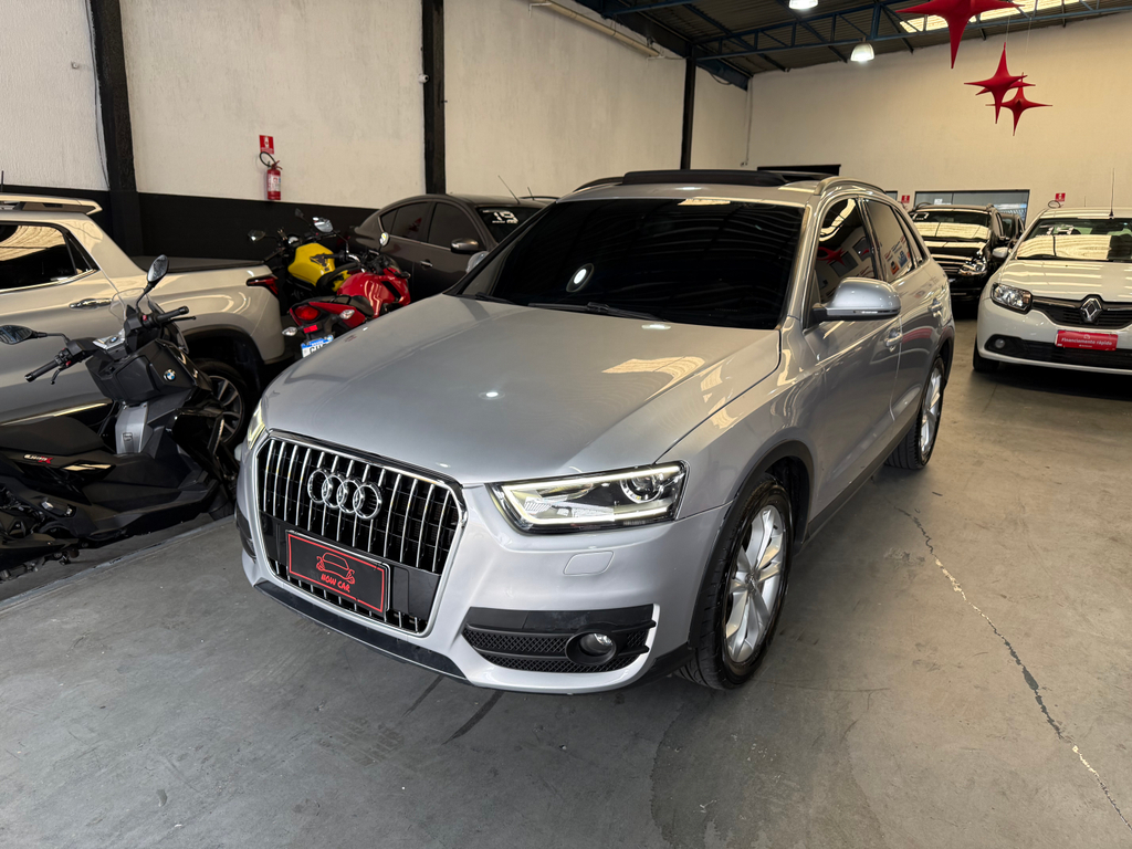Audi Q3 Prata