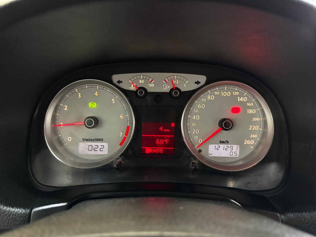 Volkswagen Golf Preto