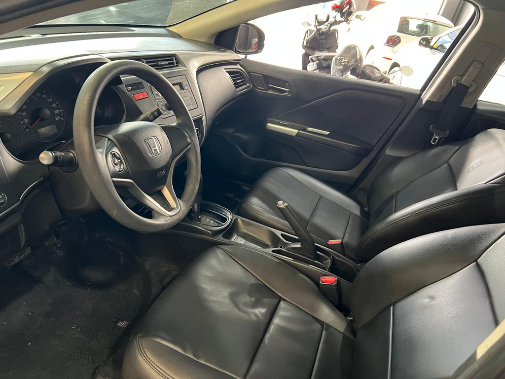 Honda City Marrom