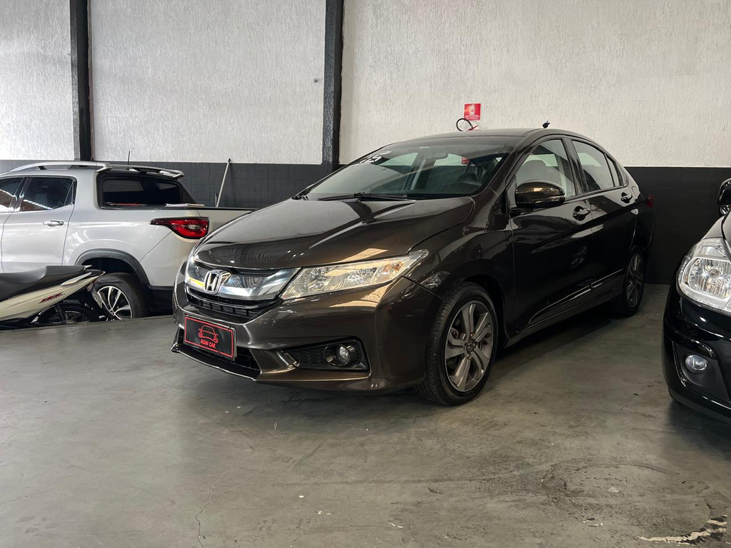 Honda City Marrom