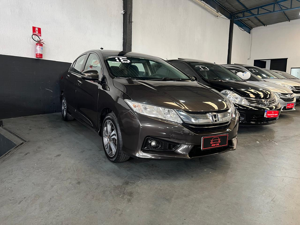 Honda City Marrom