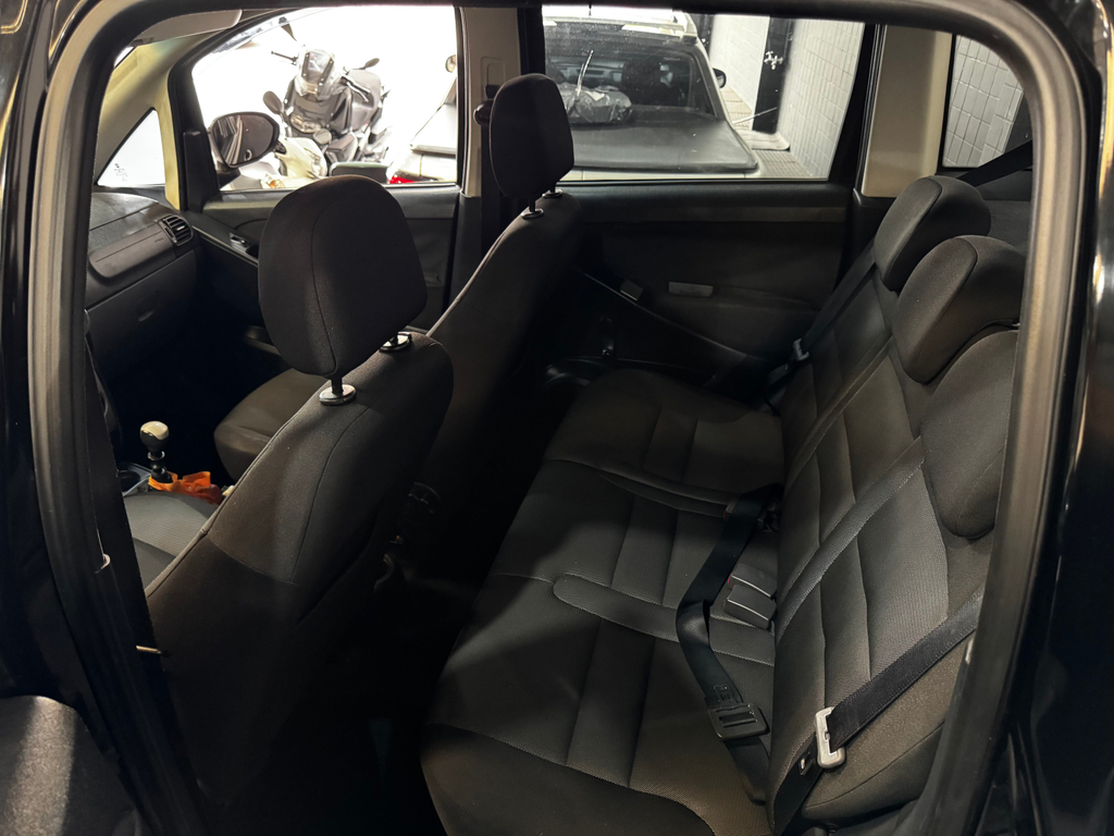 Fiat Idea Preto