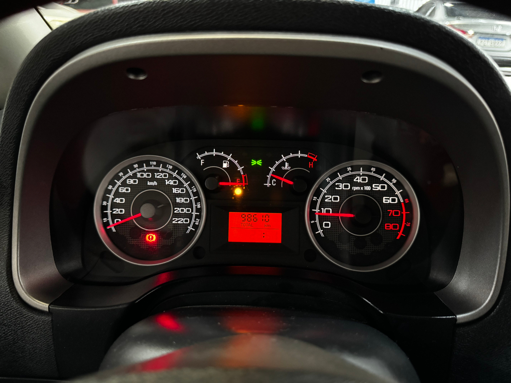 Fiat Idea Preto