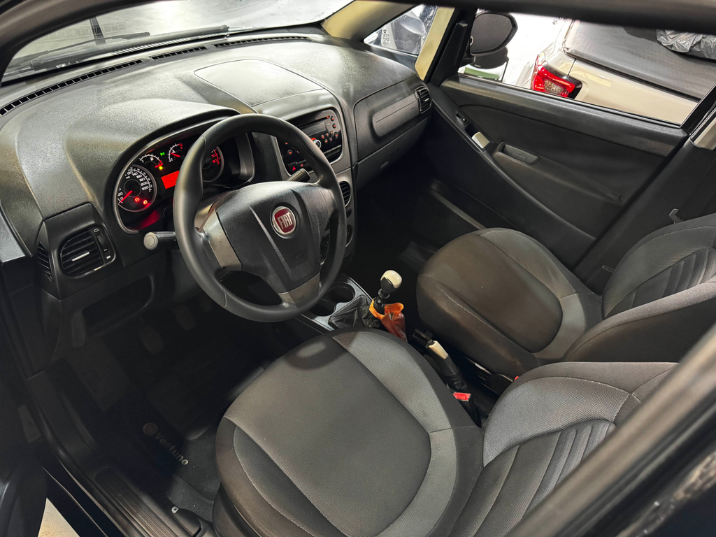 Fiat Idea Preto