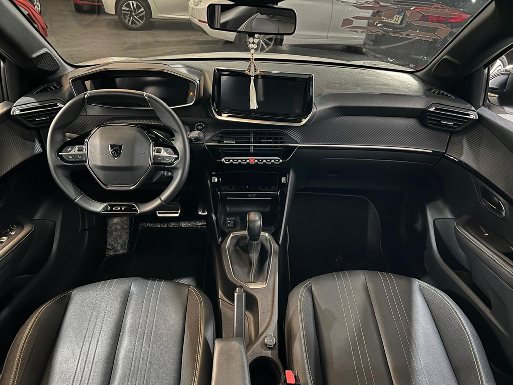 Peugeot 208 Branco