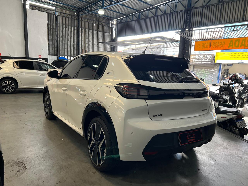 Peugeot 208 Branco