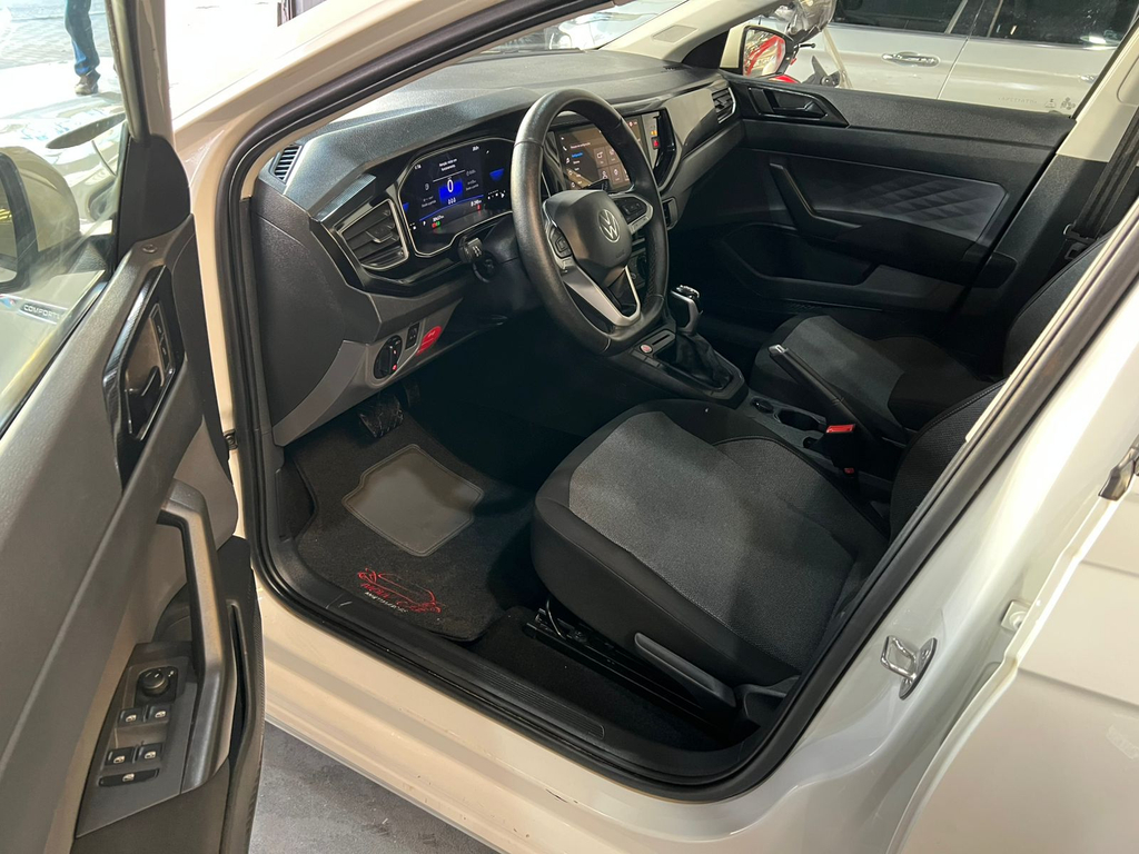 Volkswagen Polo Branco
