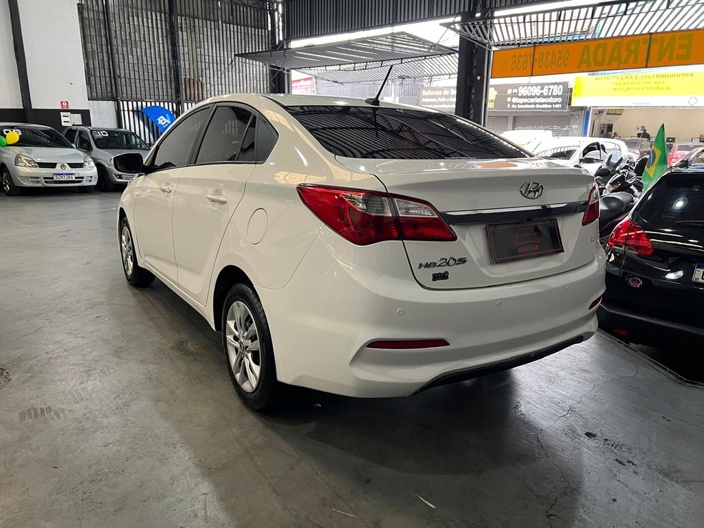 Hyundai HB20S Branco