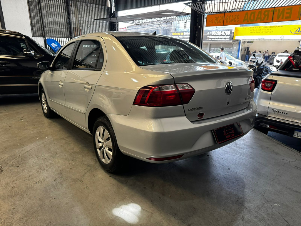 Volkswagen Voyage Prata