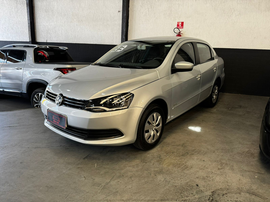 Volkswagen Voyage Prata