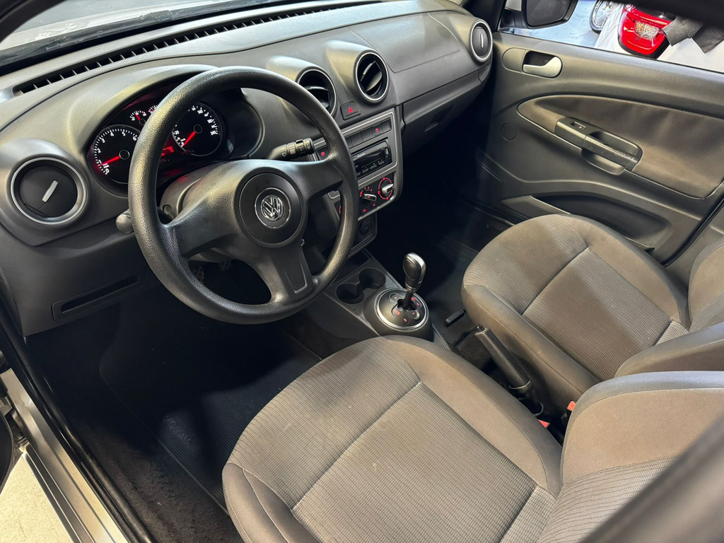Volkswagen Voyage Prata