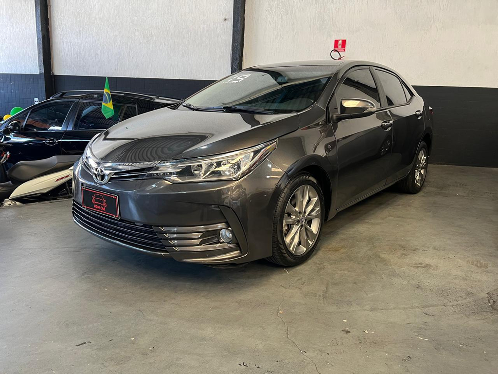 Toyota Corolla Cinza