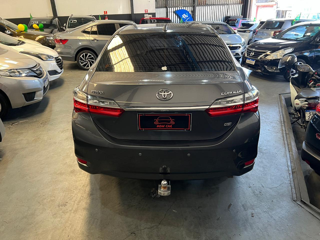 Toyota Corolla Cinza
