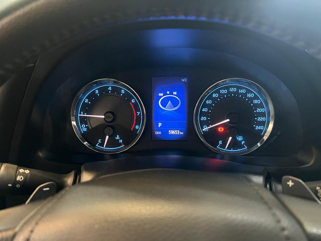 Toyota Corolla Cinza