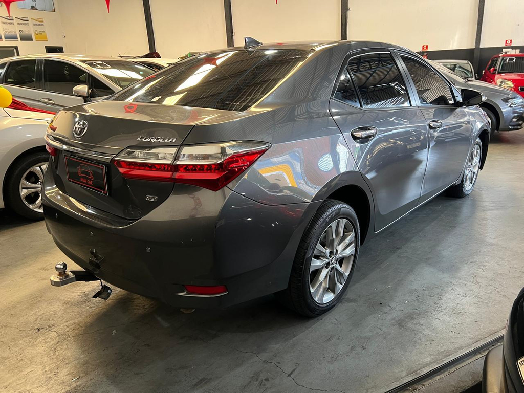 Toyota Corolla Cinza