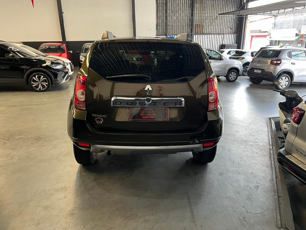 Renault Duster Verde