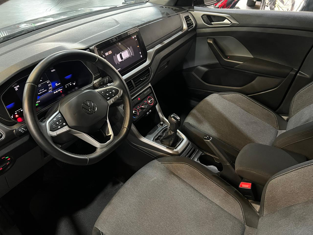 Volkswagen T-Cross Prata