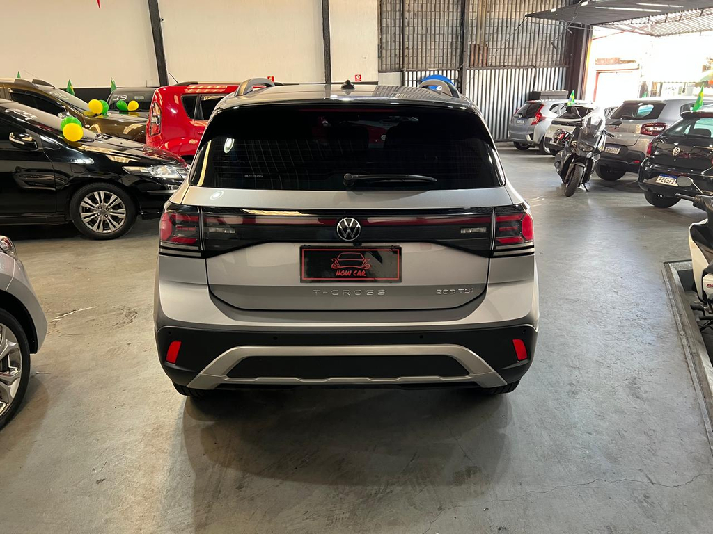 Volkswagen T-Cross Prata
