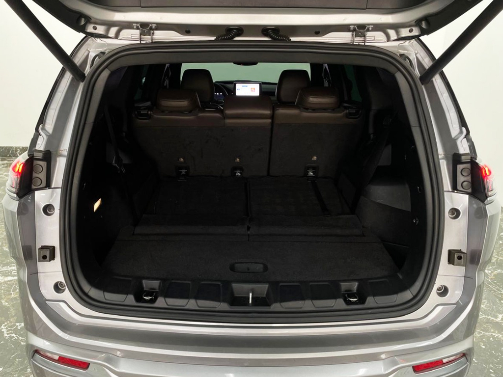 Jeep Commander Prata