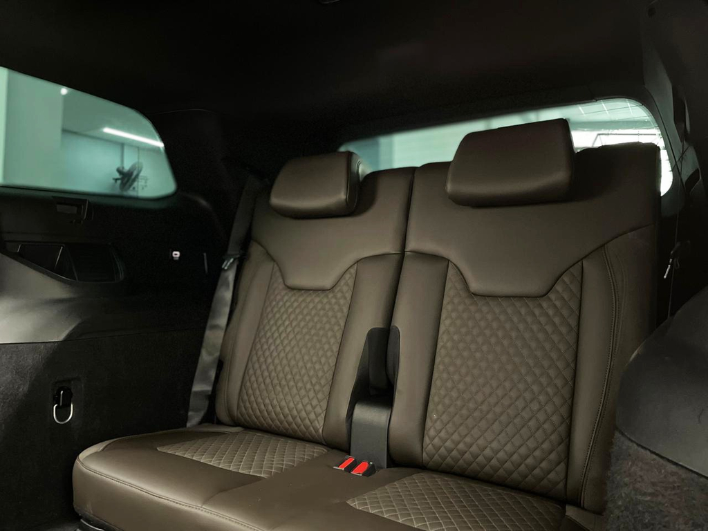 Jeep Commander Prata