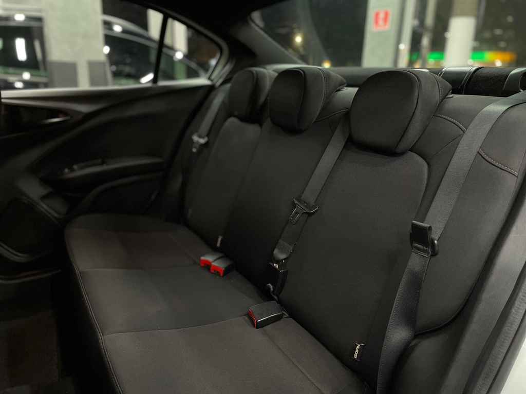 Fiat Cronos Branco