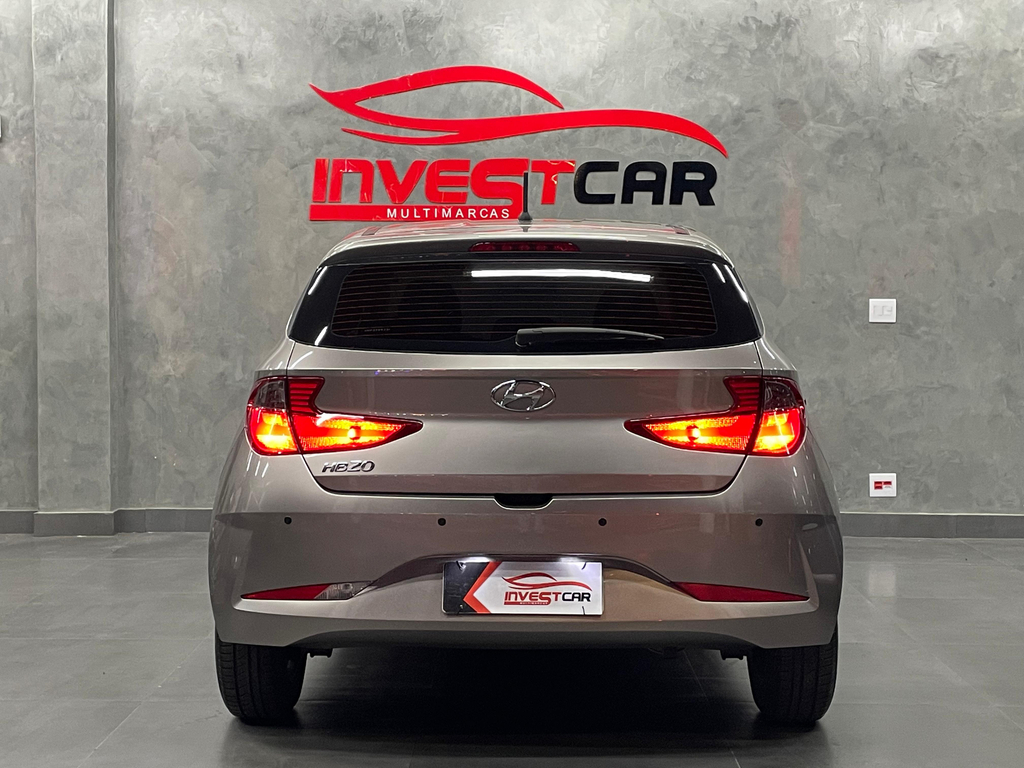 Hyundai HB20 Prata