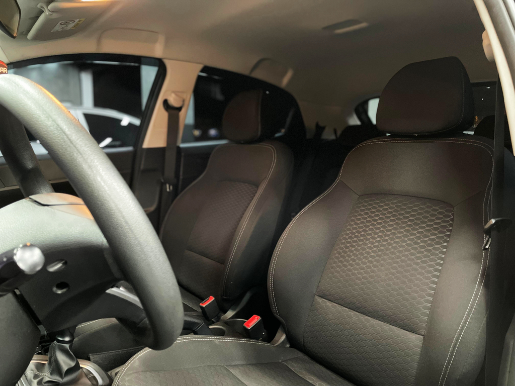 Hyundai HB20 Preto
