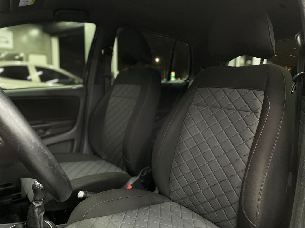 Volkswagen Fox Preto