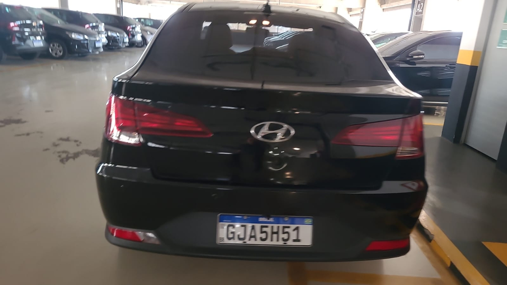Hyundai HB20S Preto