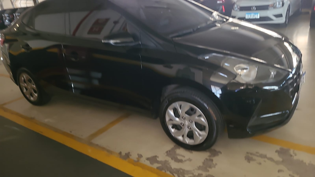 Hyundai HB20S Preto