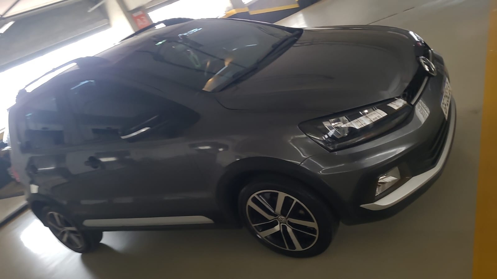 Volkswagen Fox Cinza