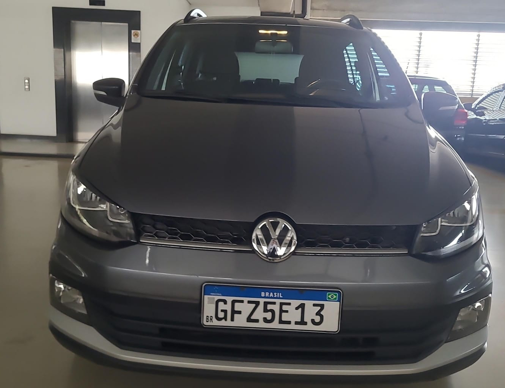 Volkswagen Fox Cinza