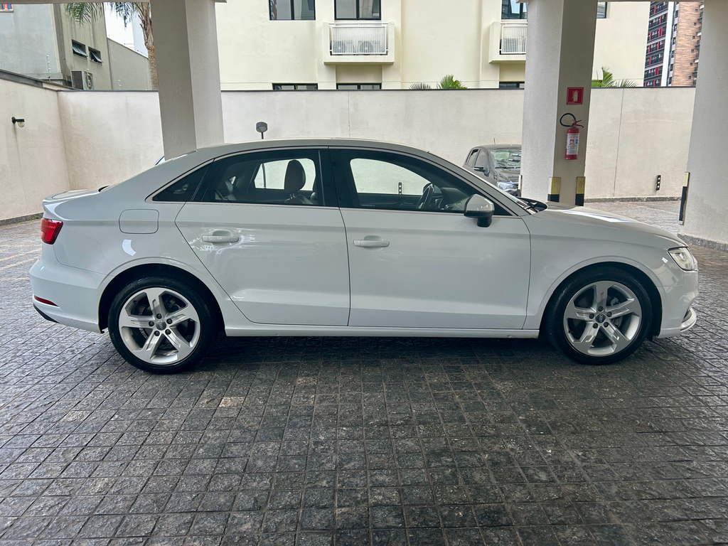 Audi A3 Branco