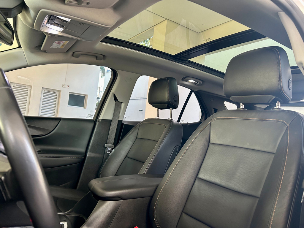 Chevrolet Equinox Prata