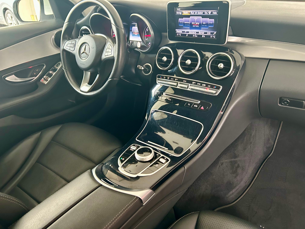 Mercedes Benz C-180 Branco
