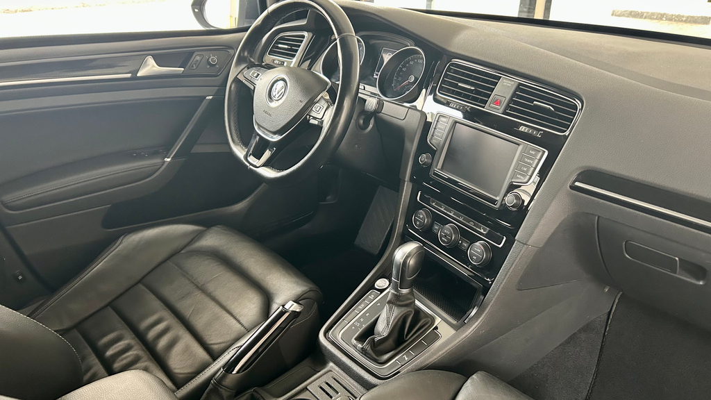 Volkswagen Golf Variant Prata