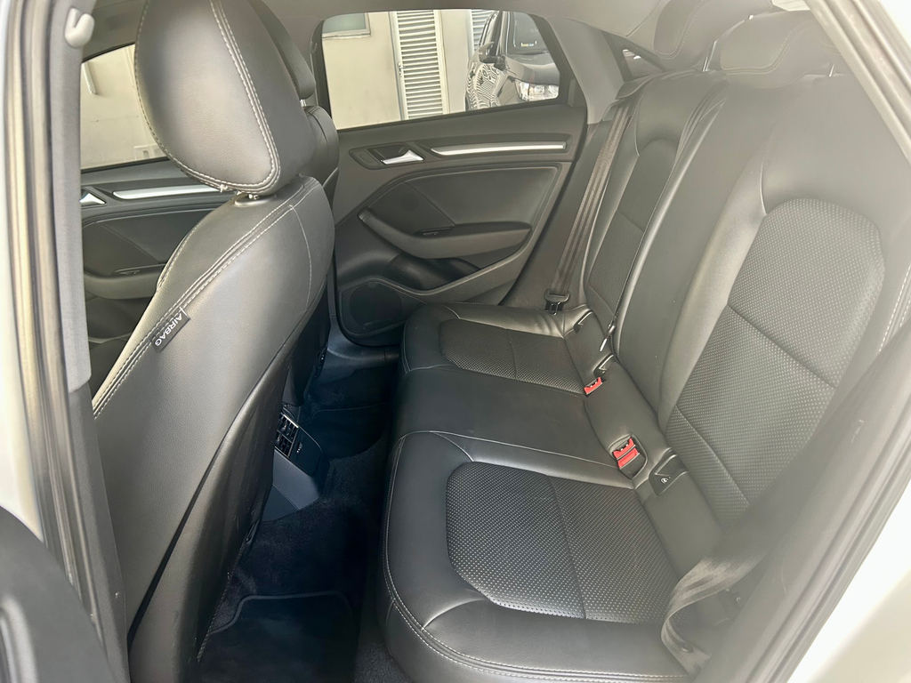 Audi A3 Sedan Branco