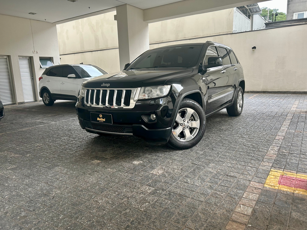 Jeep Grand Cherokee Preto