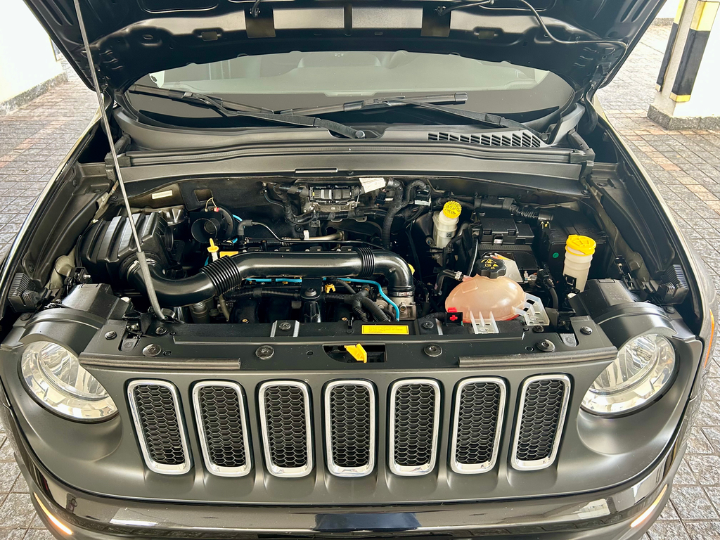 Jeep Renegade Preto