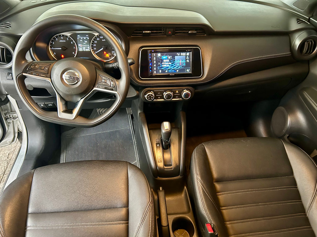 Nissan Kicks Prata