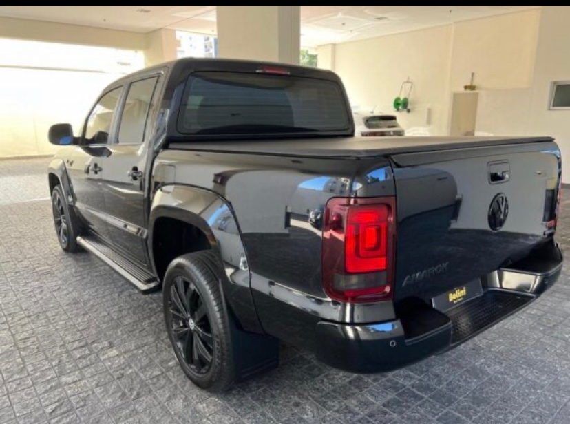 Volkswagen Amarok Preto
