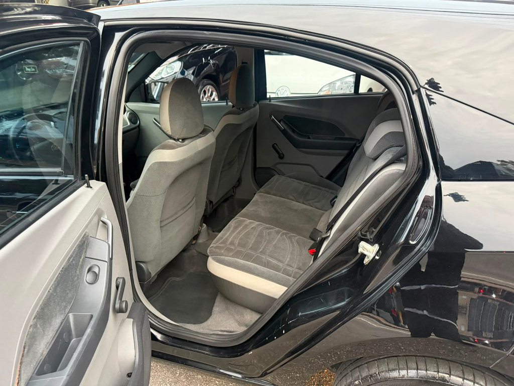 Chevrolet Agile Preto