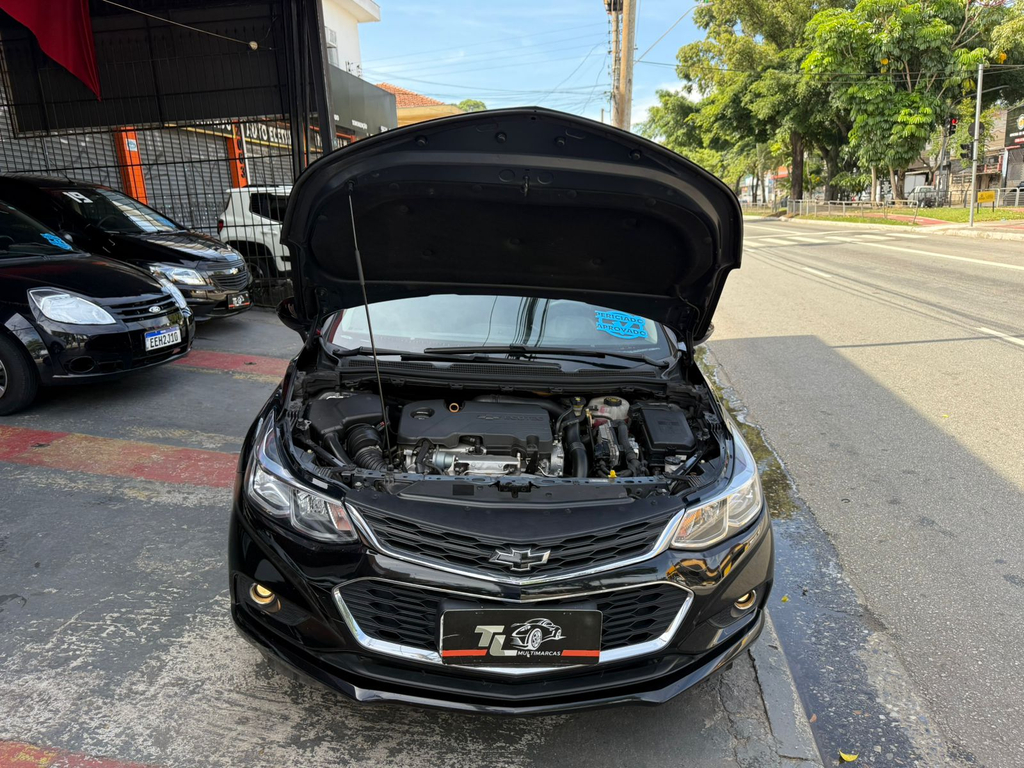 Chevrolet Cruze Sedan Preto