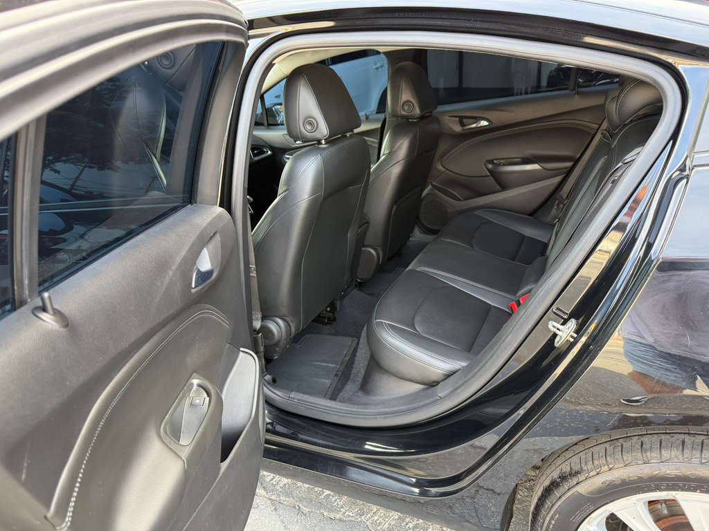 Chevrolet Cruze Sedan Preto