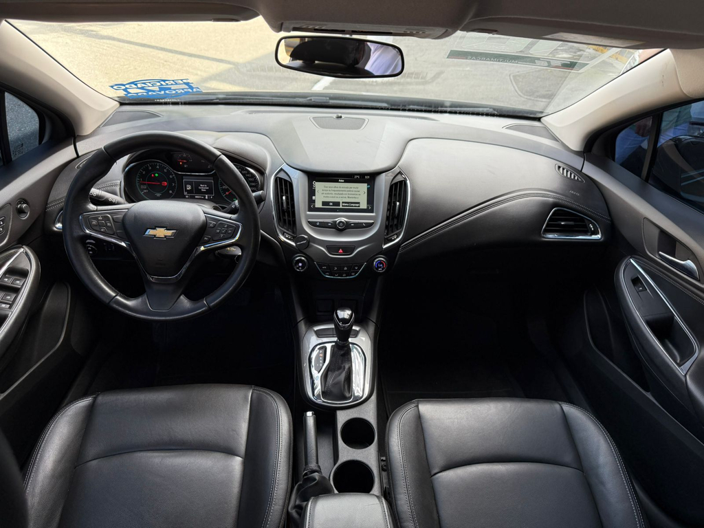 Chevrolet Cruze Sedan Preto