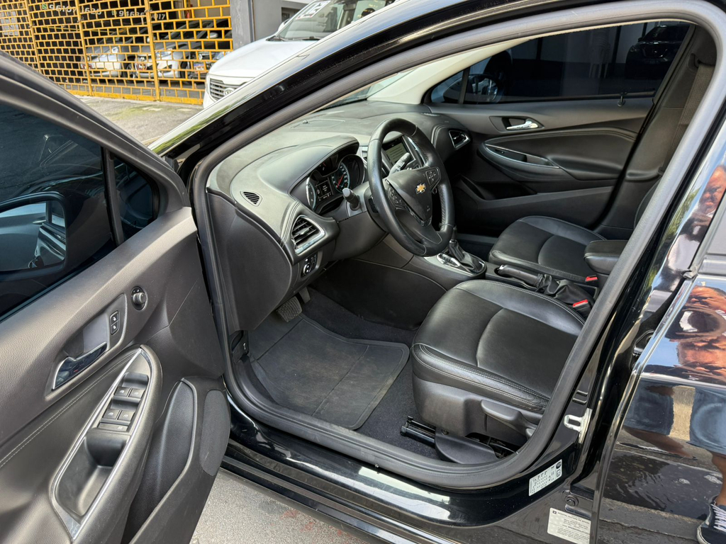 Chevrolet Cruze Sedan Preto