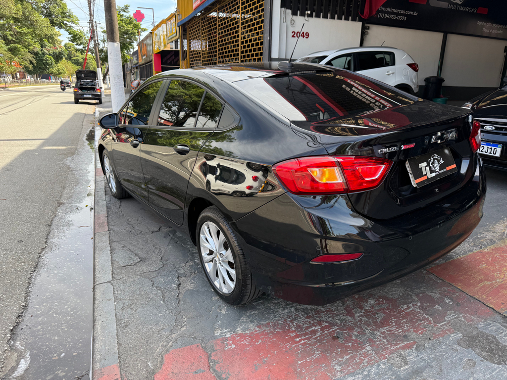 Chevrolet Cruze Sedan Preto